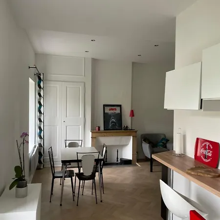 Apartment Bord De Saone *